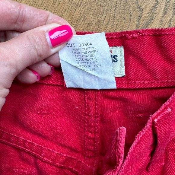 GUESS VINTAGE 90s Straight Leg Red Denim -  Vintage Size 31 (Current 28) - EUC - Picture 5 of 8